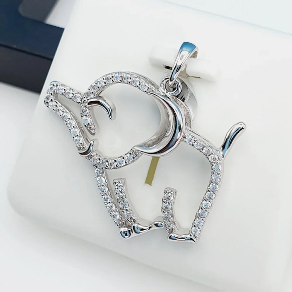 "925 Sterling Silver Cubic Zirconia Pendant, UU1P6A6057 - Picture 2 of 9